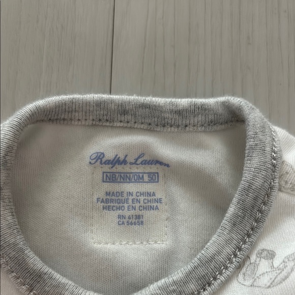 Ralph Lauren White and Gray Elephant Print Footies - Picture 2 of 2